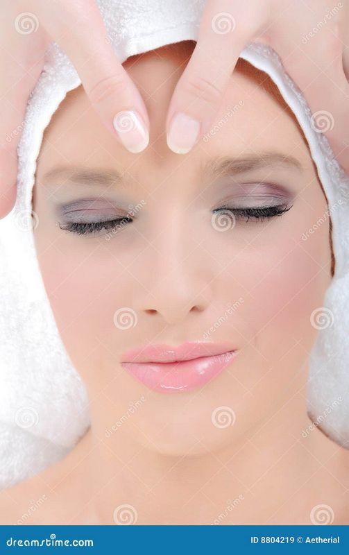 11 Benefits Of Lymphatic Drain Massage